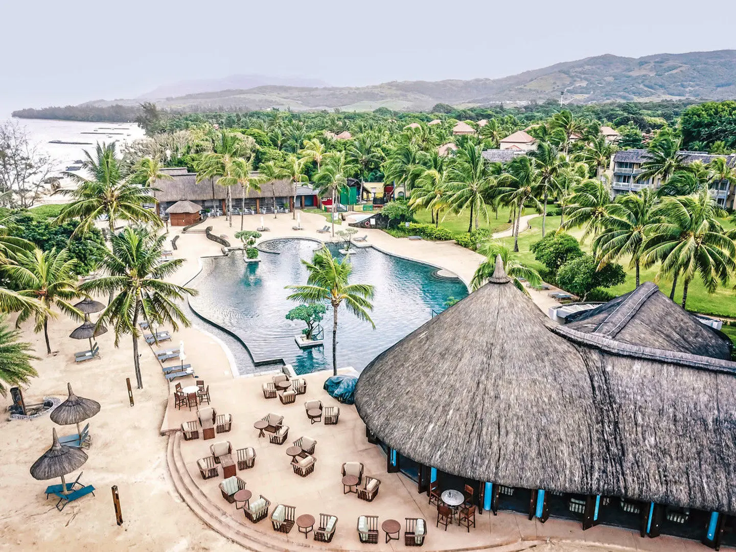 Outrigger Mauritius Resort & Spa OUTDOOR_POOL