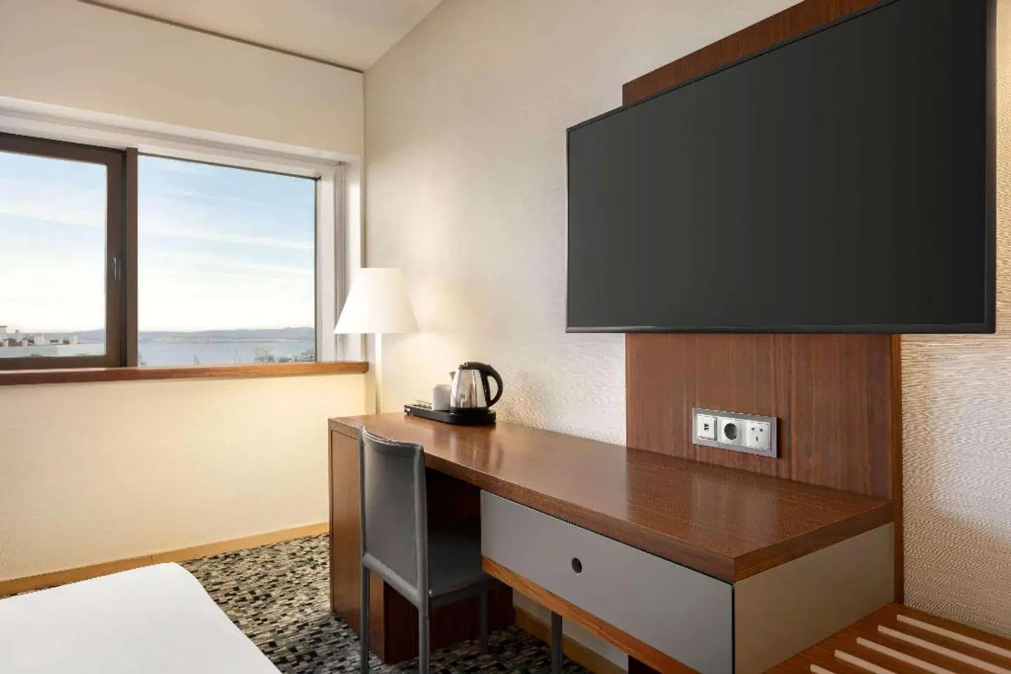 Ramada by Wyndham Lisbon ROOM_EXAMPLE