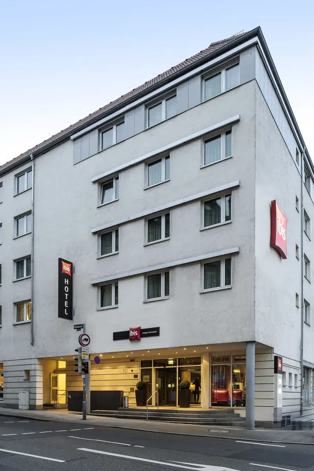 ibis Stuttgart Centrum EXTERIOR