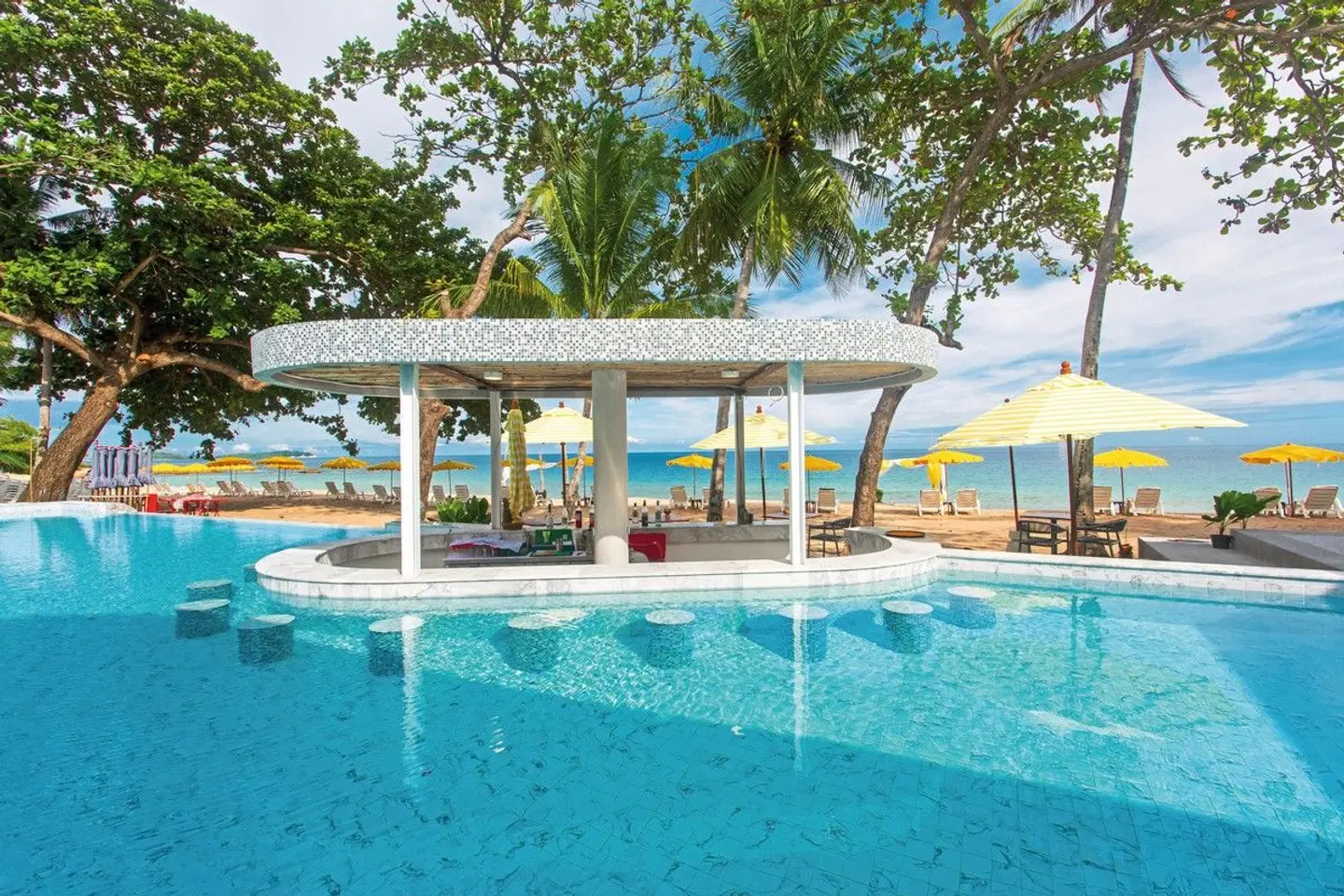 Fair House Beach Resort & Hotel OUTDOOR_POOL