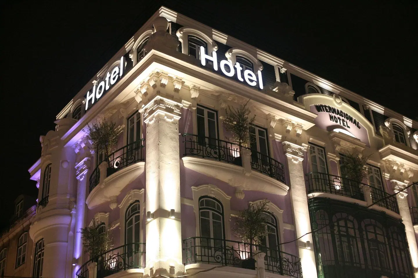 Internacional Design Hotel EXTERIOR