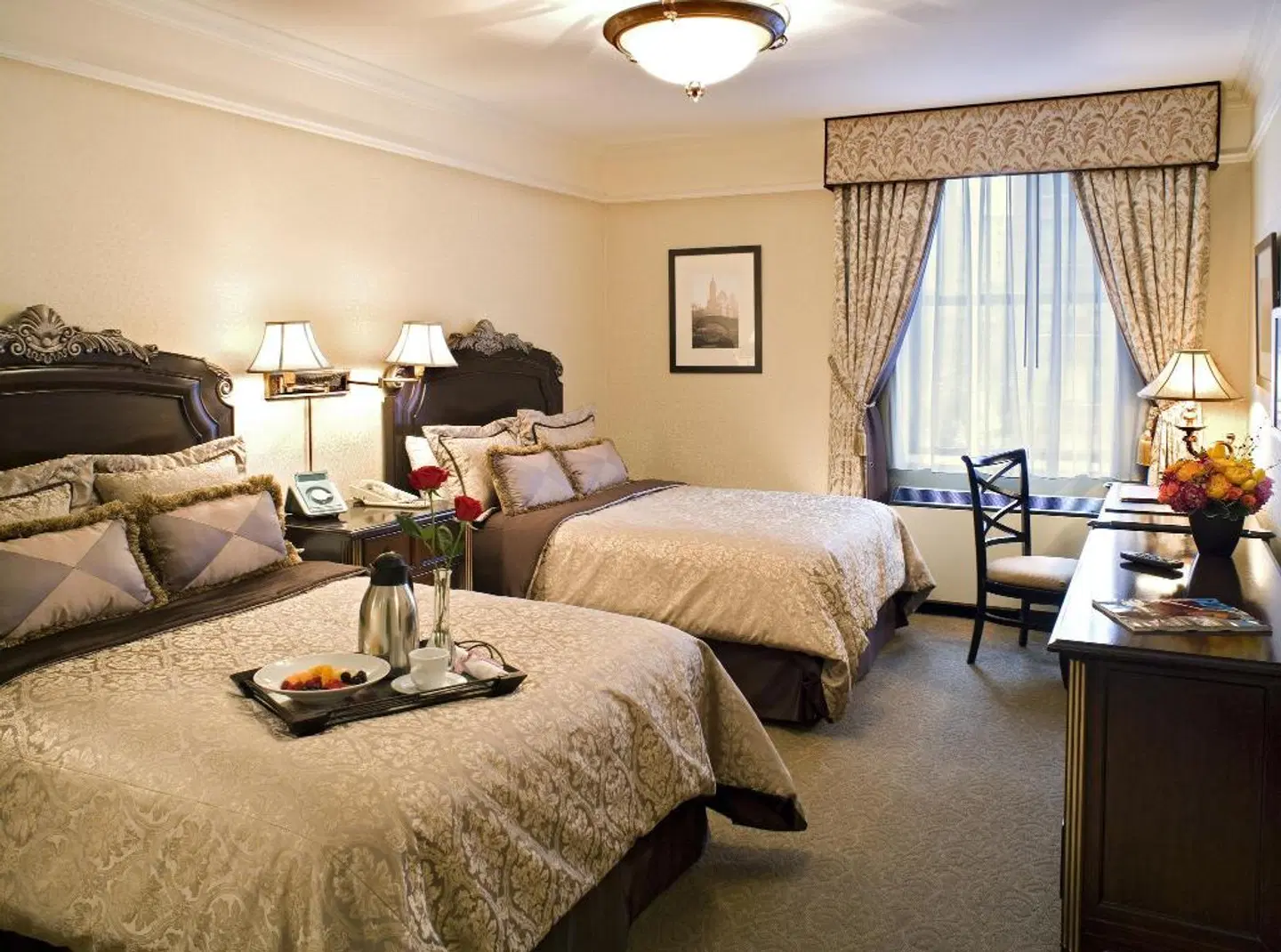 The Lucerne ROOM_EXAMPLE
