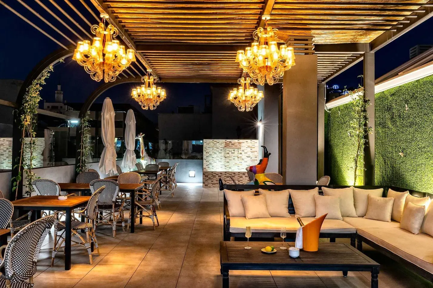 Mariposa Hotel Restaurant