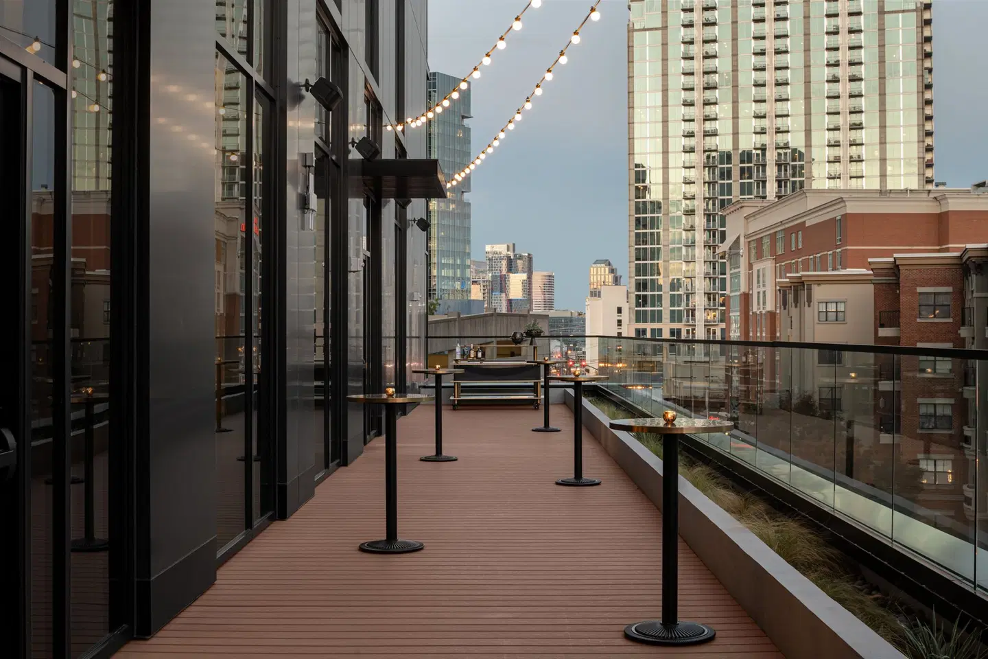 Hotel Fraye Nashville Midtown, Curio Collection By Hilton Terrasse