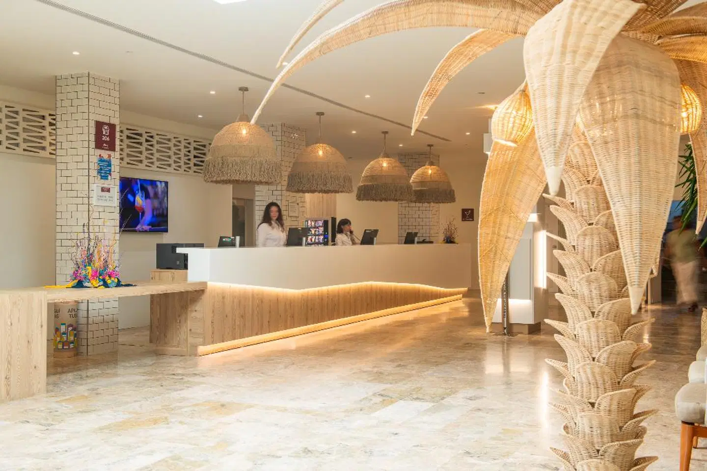 Leonardo Suites Ibiza Santa Eulalia & Leonardo Royal Ibiza Santa Eulalia LOUNGE_LOBBY