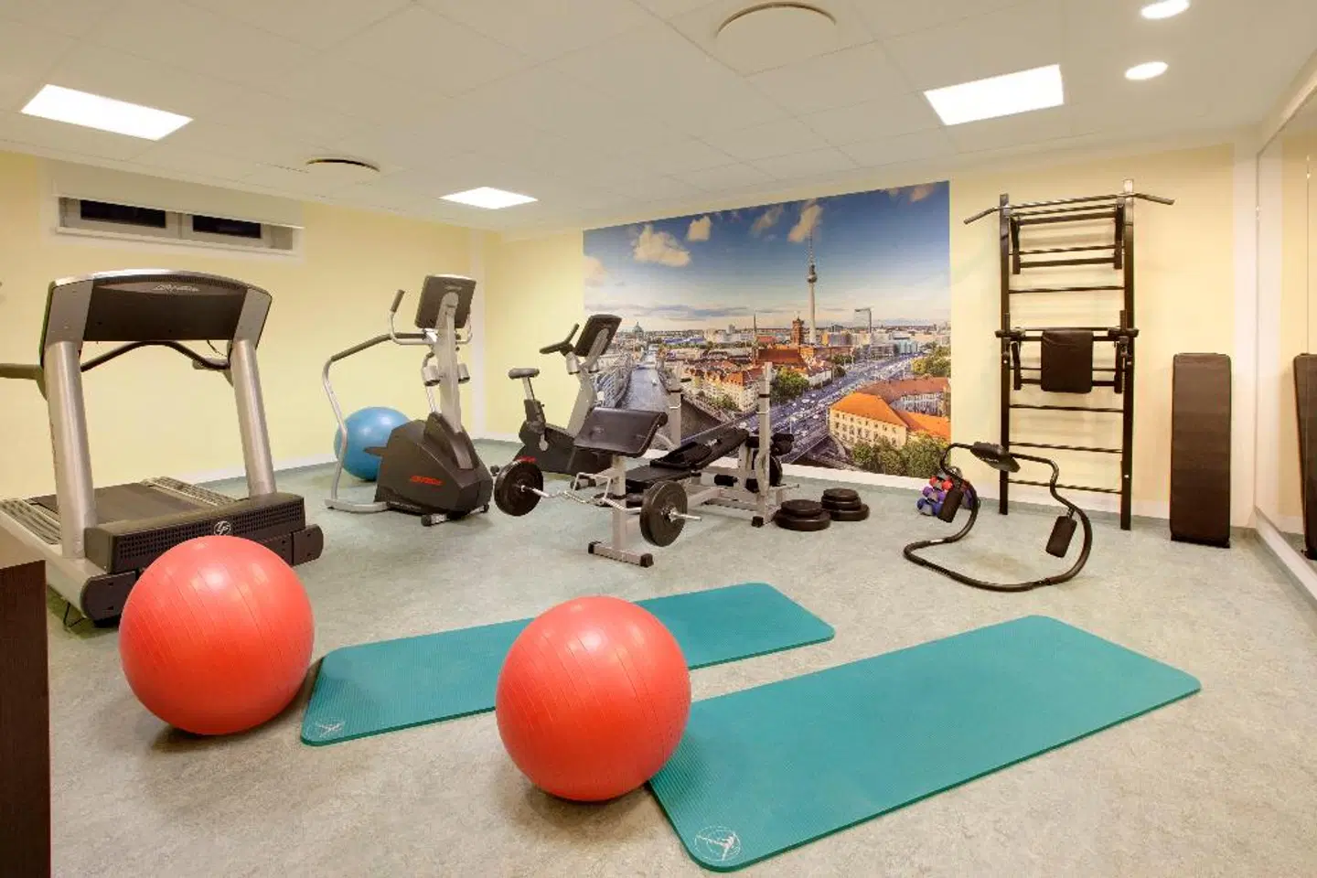 Holiday Inn Berlin - City East Side SPORTS_AND_LEISURE