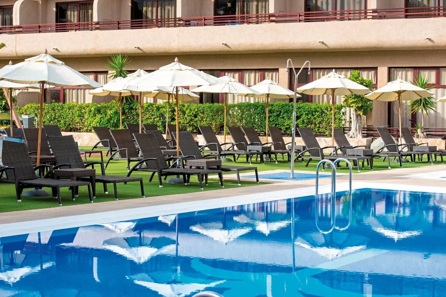 GF Fañabé OUTDOOR_POOL