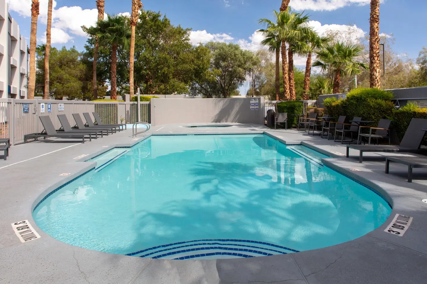 Hampton Inn Las Vegas/Summerlin OUTDOOR_POOL