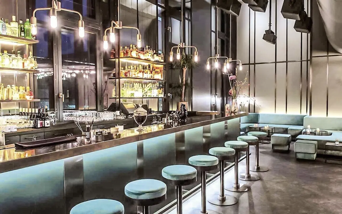 Hotel AMANO Grand Central - inkl. 1 Startnummer Berlin Marathon Bar