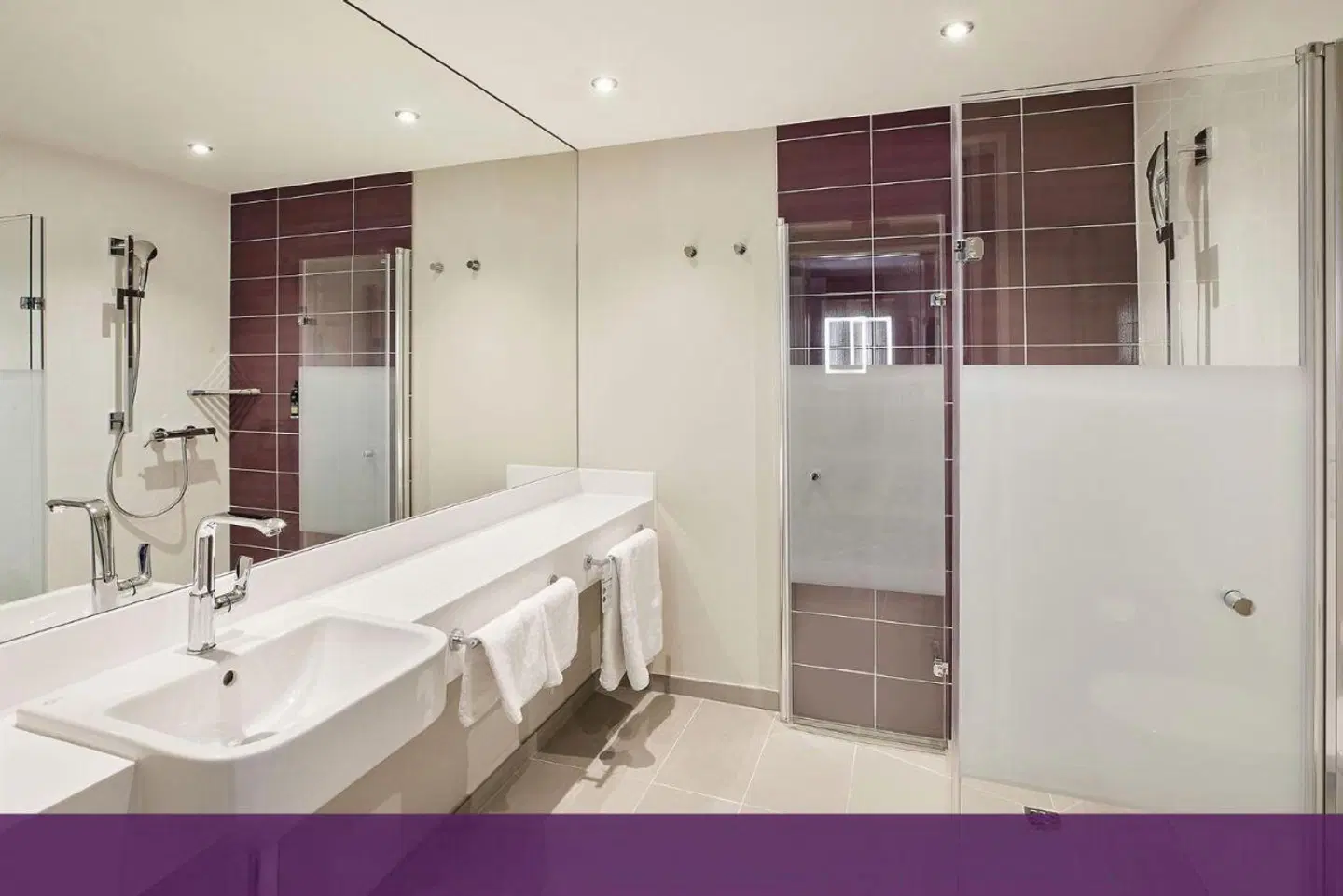 Premier Inn Hannover City University Hotel Badezimmer