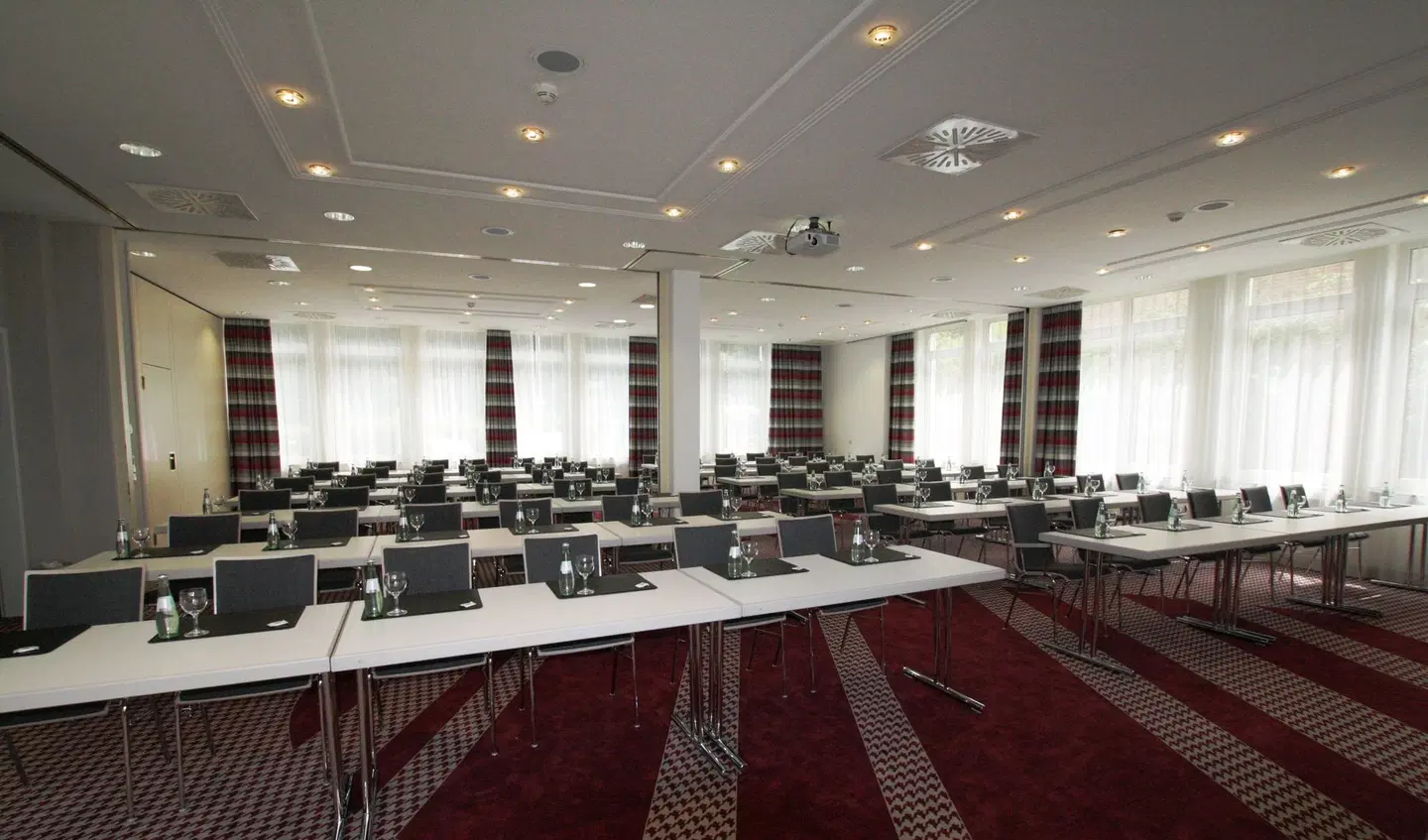 Holiday Inn Frankfurt Neu-Isenburg Konferenz