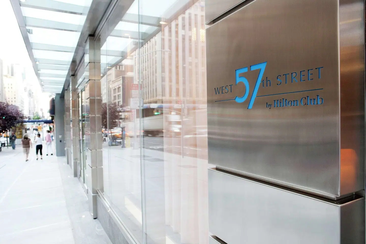 West 57th Street by Hilton Club EXTERIOR