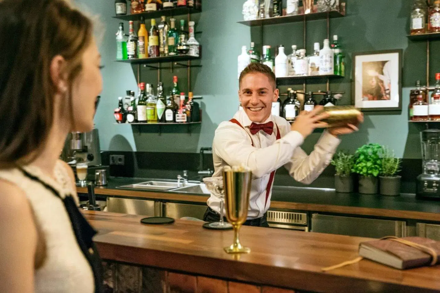 Manhattan Bar