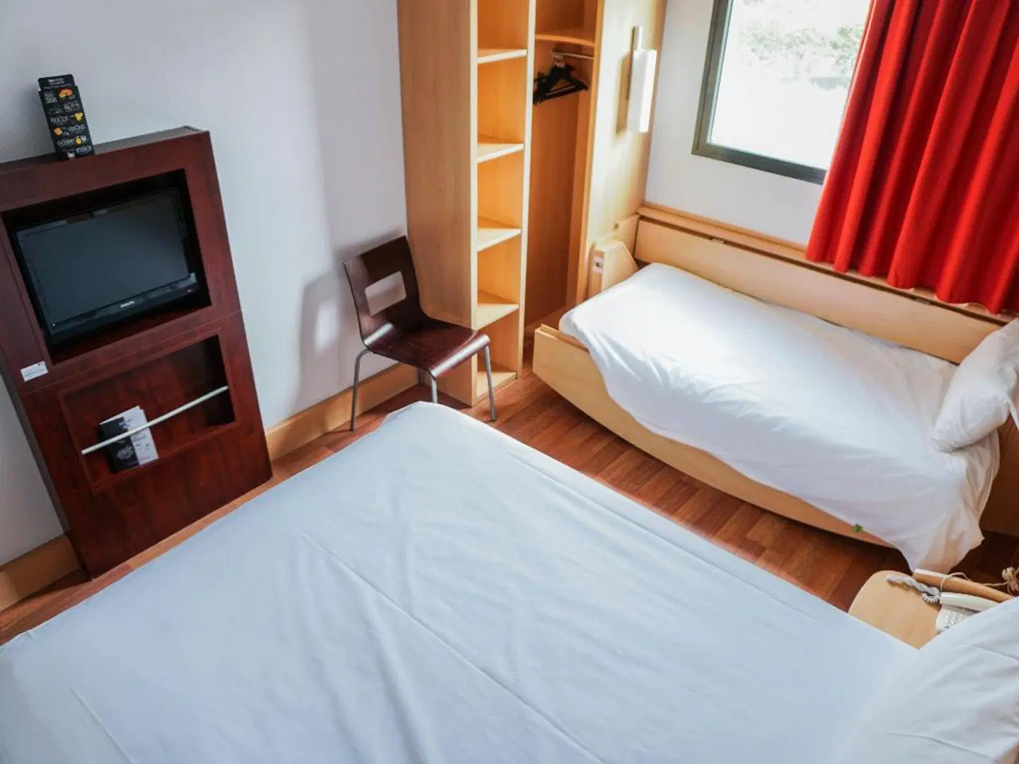 ibis Girona Costa Brava ROOM_EXAMPLE
