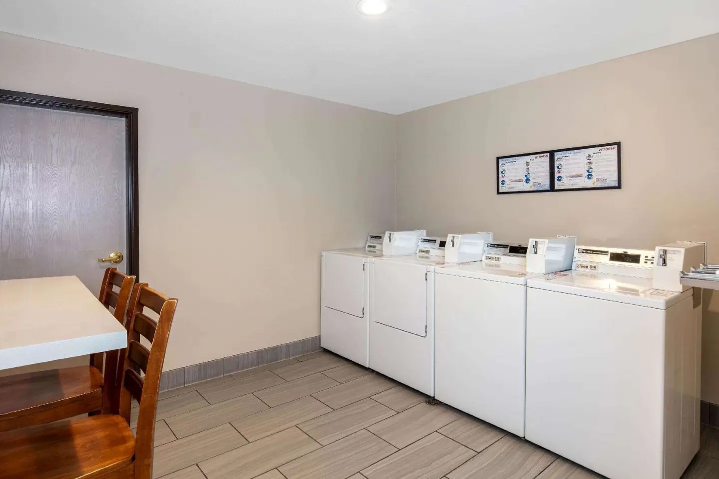 La Quinta Inn Las Vegas Nellis ROOM_EXAMPLE