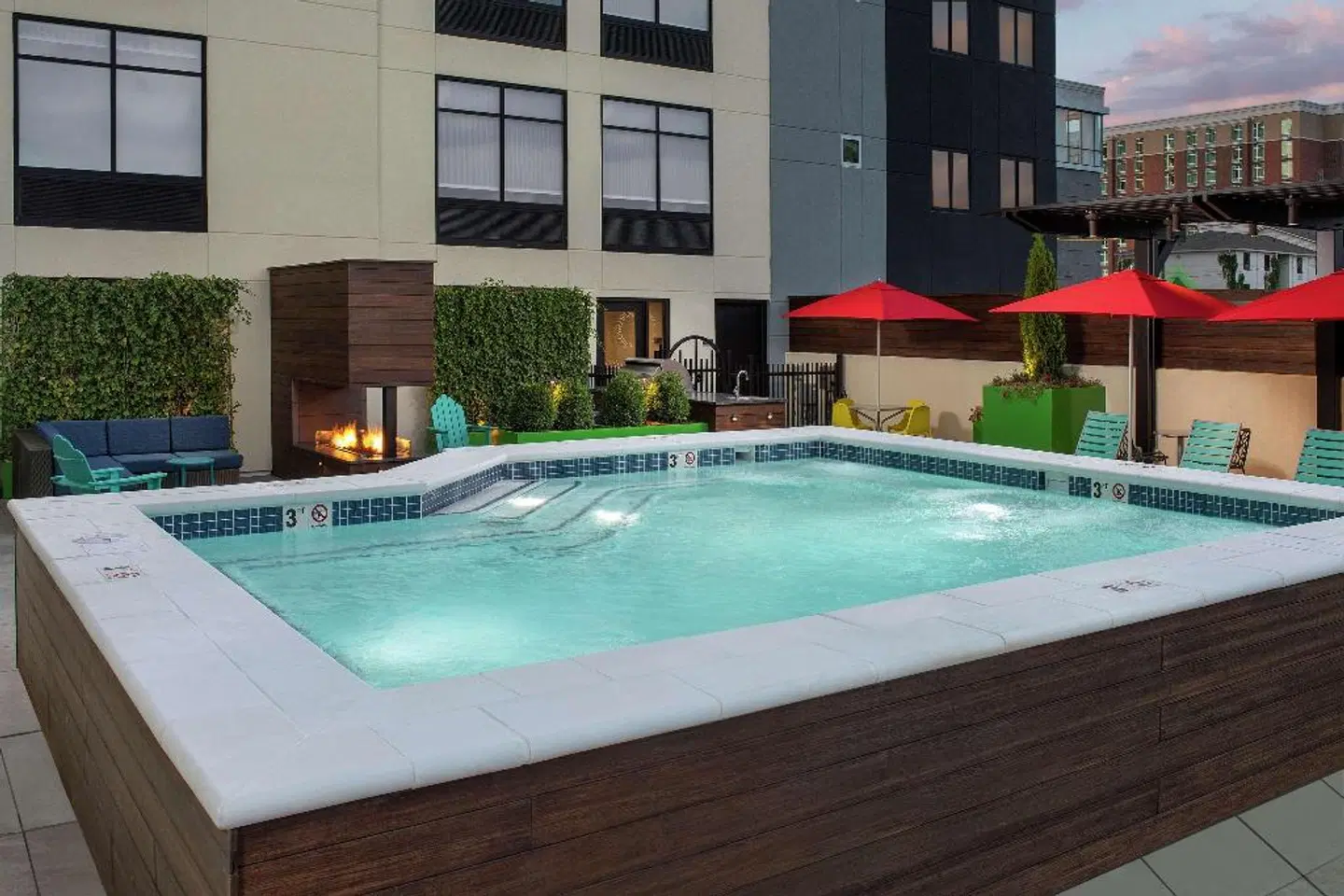 Tru By Hilton Nashville Downtown Convention Center OUTDOOR_POOL