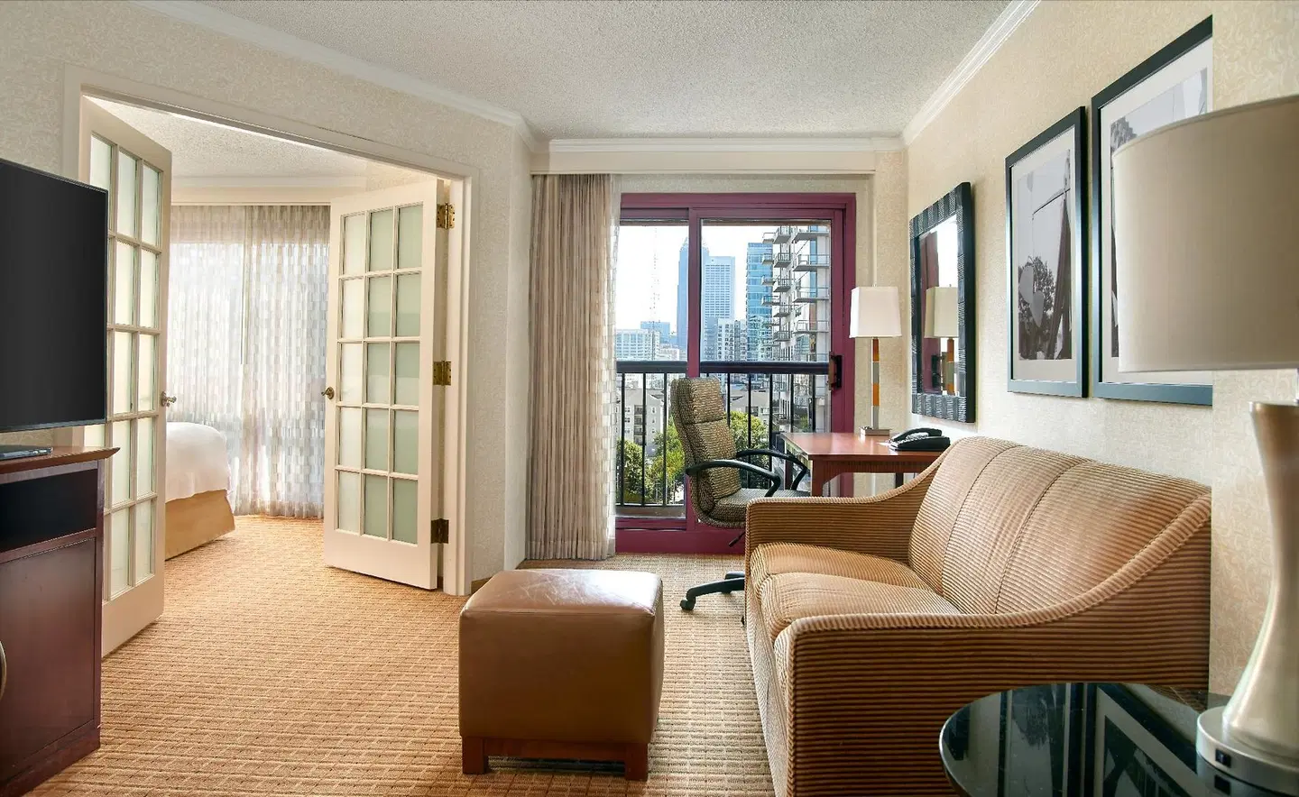 Atlanta Marriott Suites Midtown ROOM_EXAMPLE