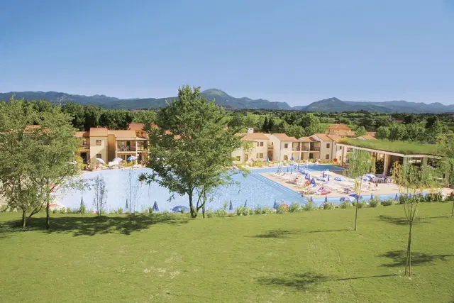 Belvedere Village EXTERIOR