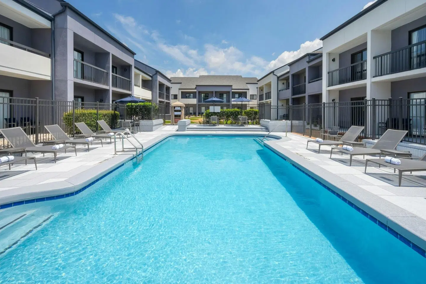 Courtyard by Marriott Atlanta Duluth/Gwinnett Place OUTDOOR_POOL