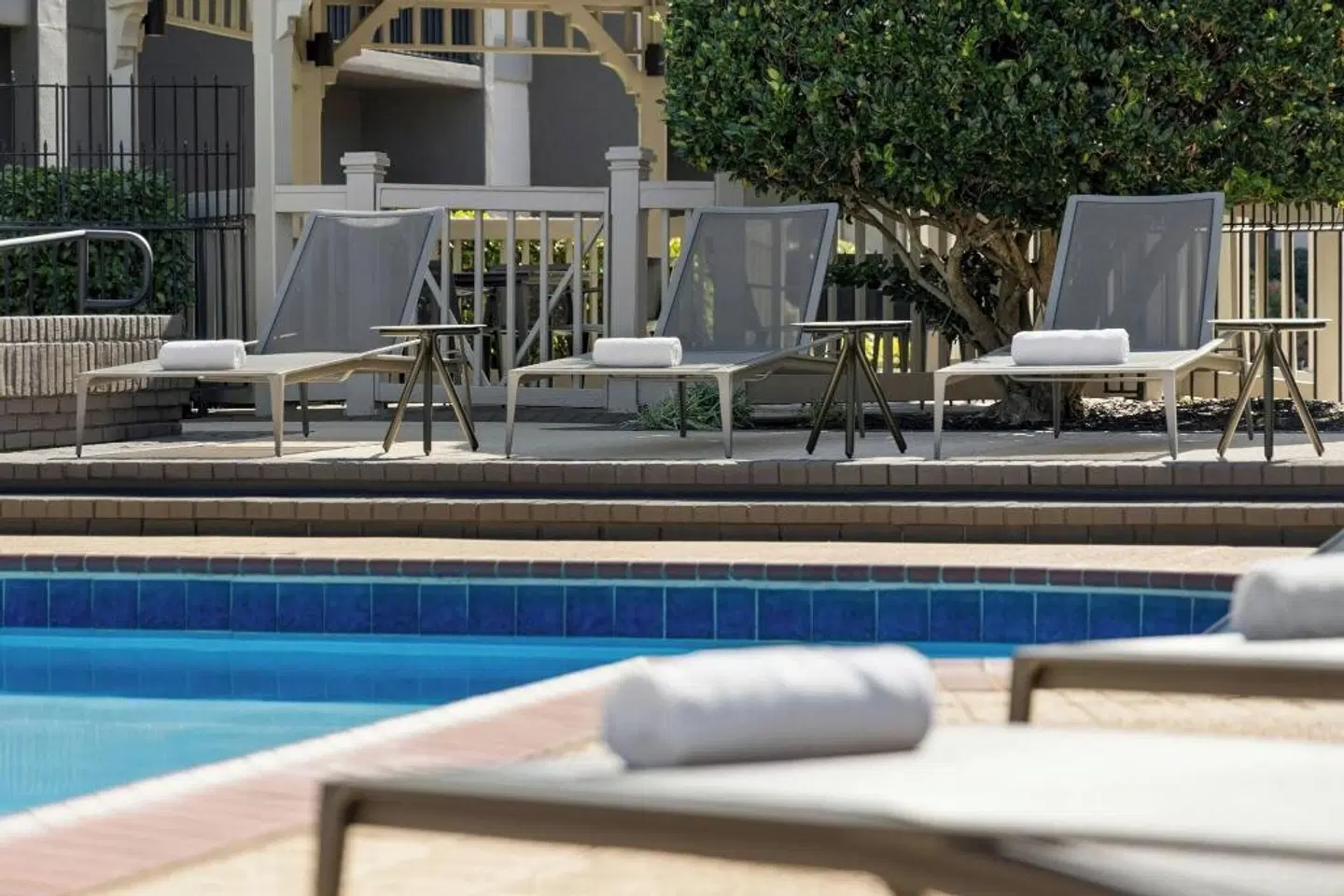 Courtyard by Marriott Atlanta Northlake OUTDOOR_POOL