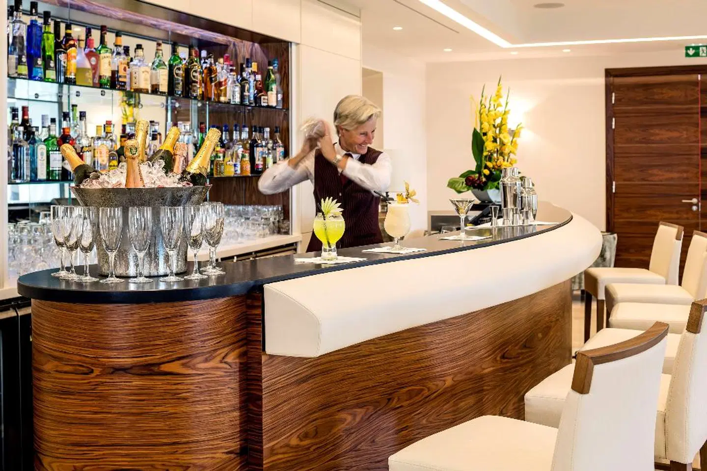 Westminster Bar