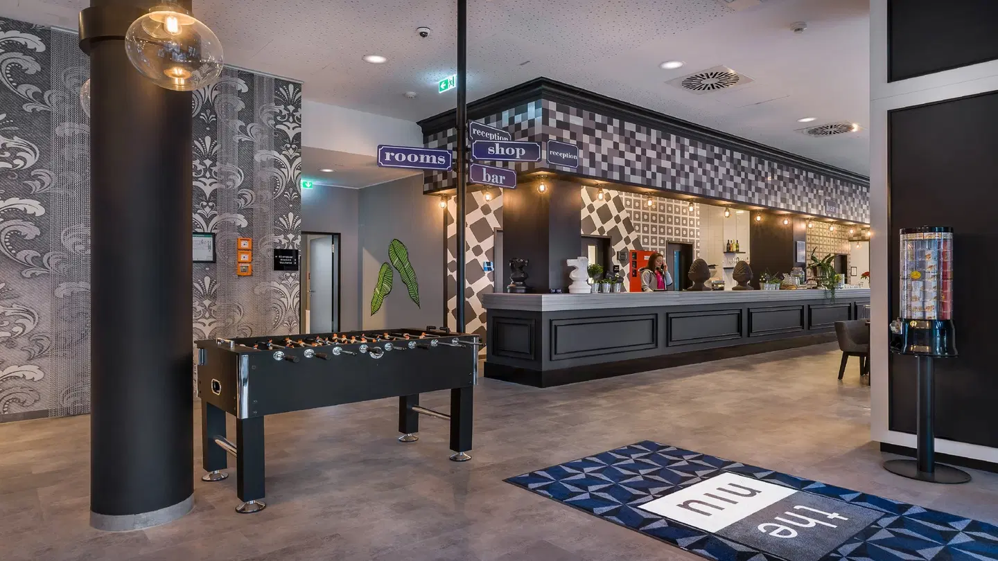 Holiday Inn - the niu, Square Mannheim by IHG Bar