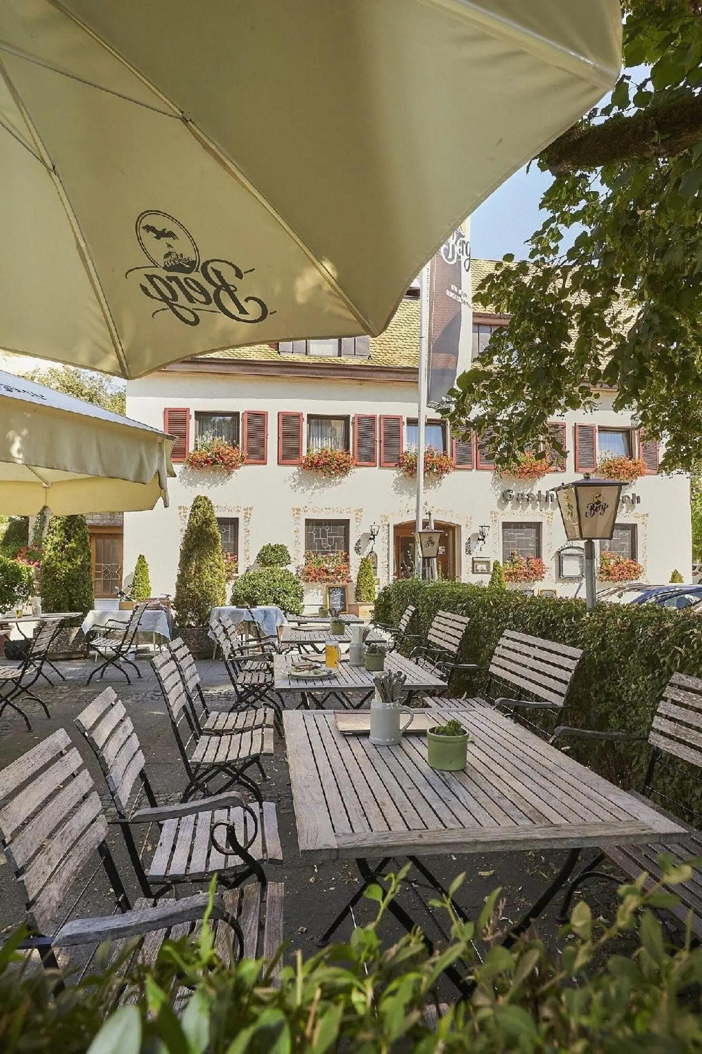 Zum Hirsch Terrasse