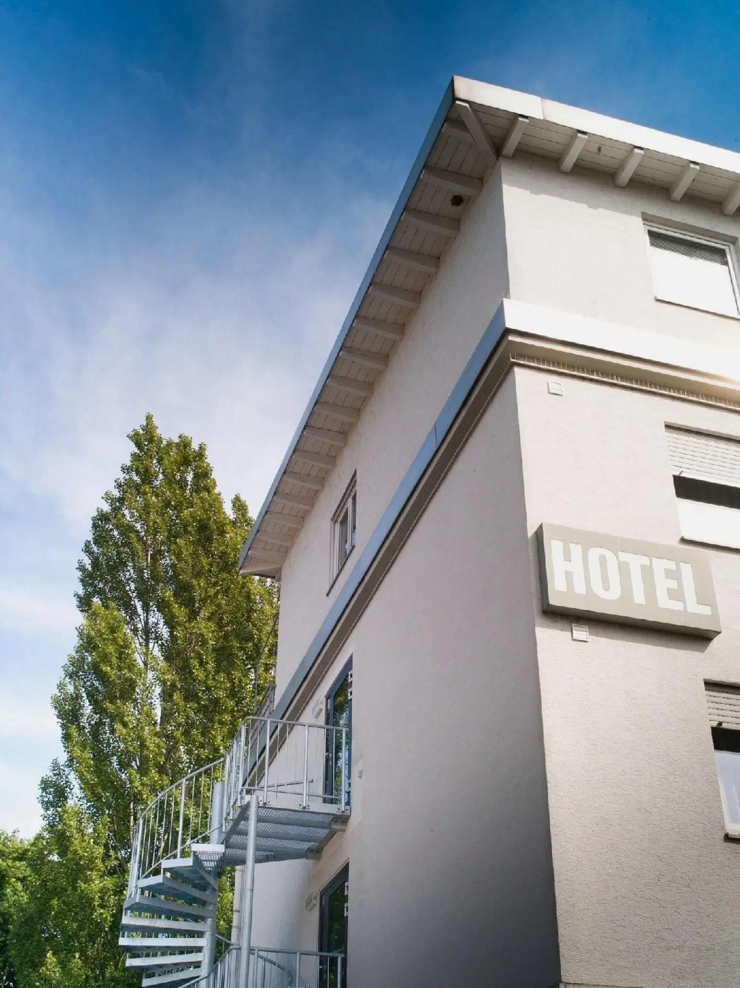 viavelo hotel EXTERIOR