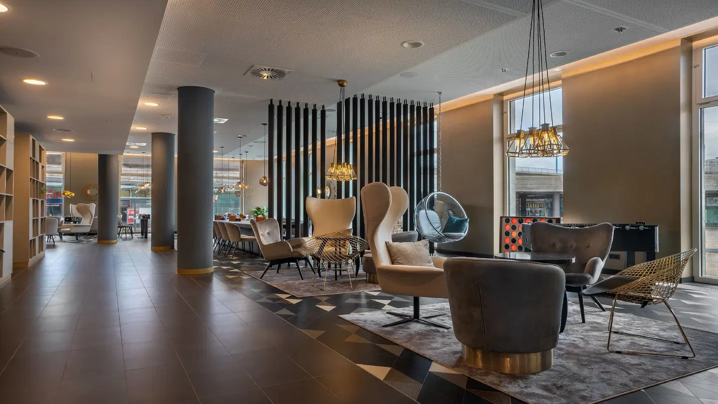 Holiday Inn - the niu, Ridge Halle Central Station by IHG LOUNGE_LOBBY