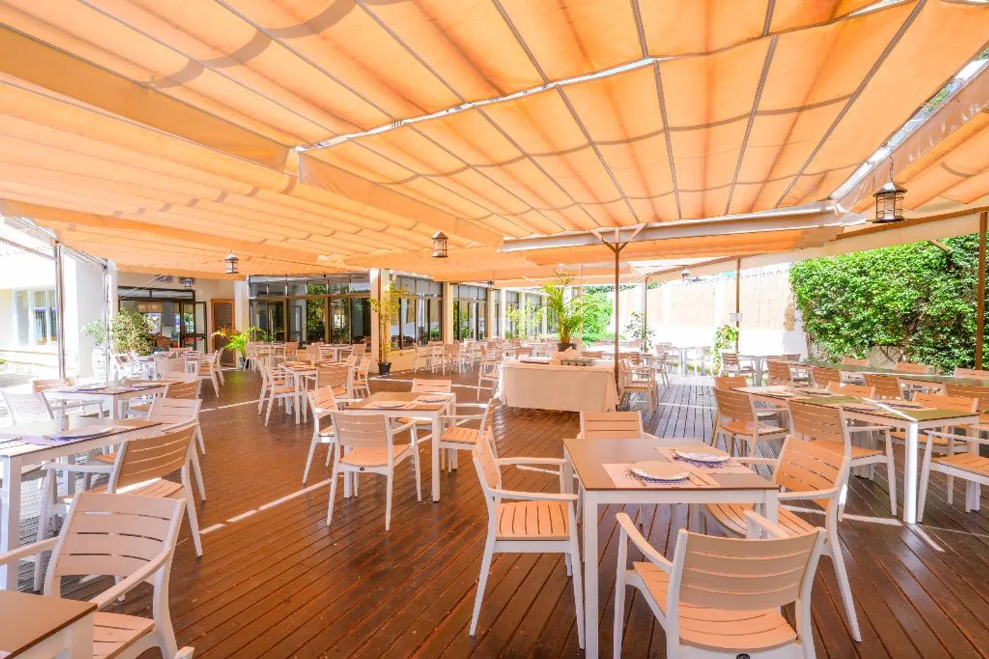 Monarque Fuengirola Park Restaurant