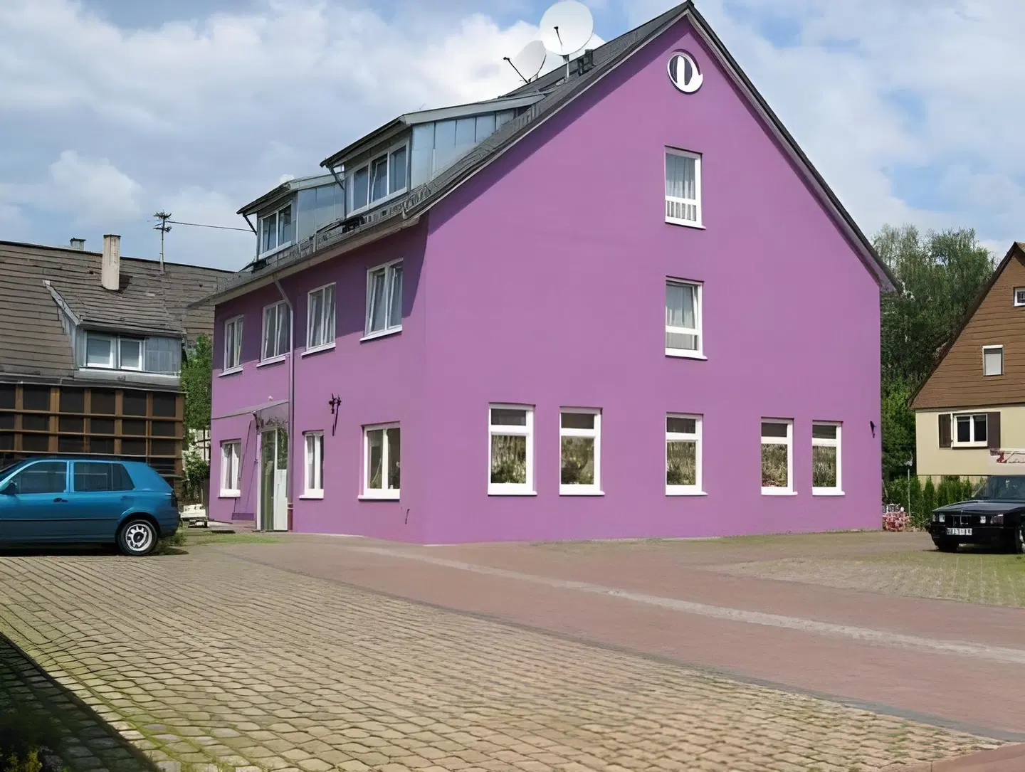 Safak Airport 33 Stuttgart-Messe EXTERIOR