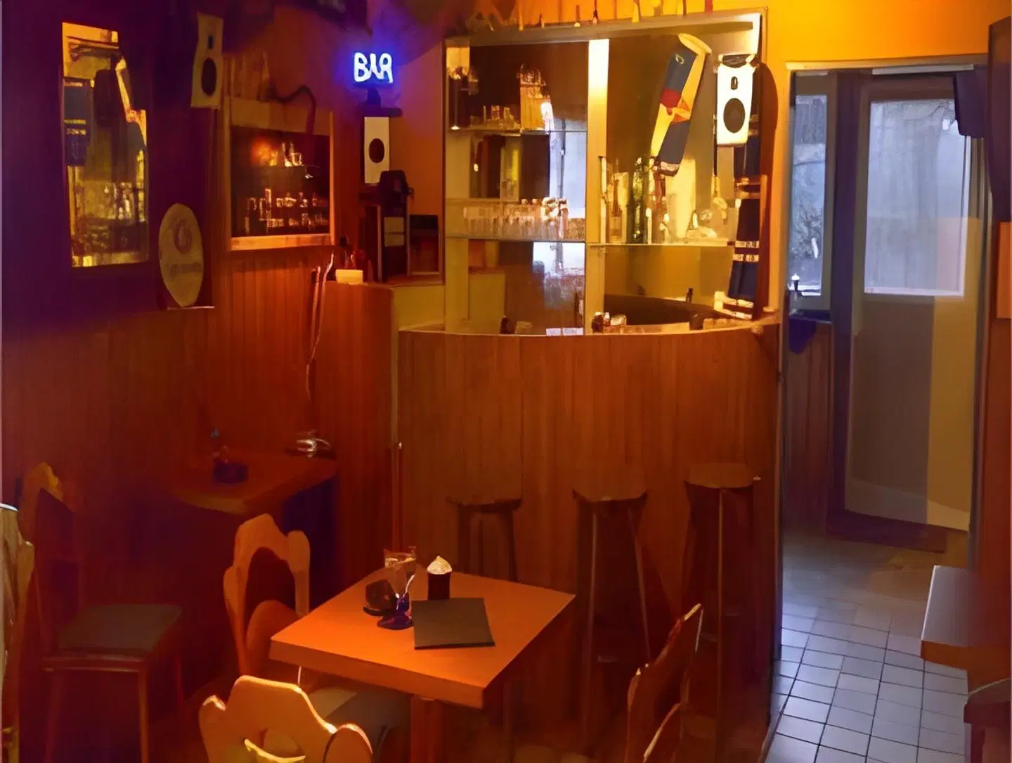 Zur Rennbahn Bar