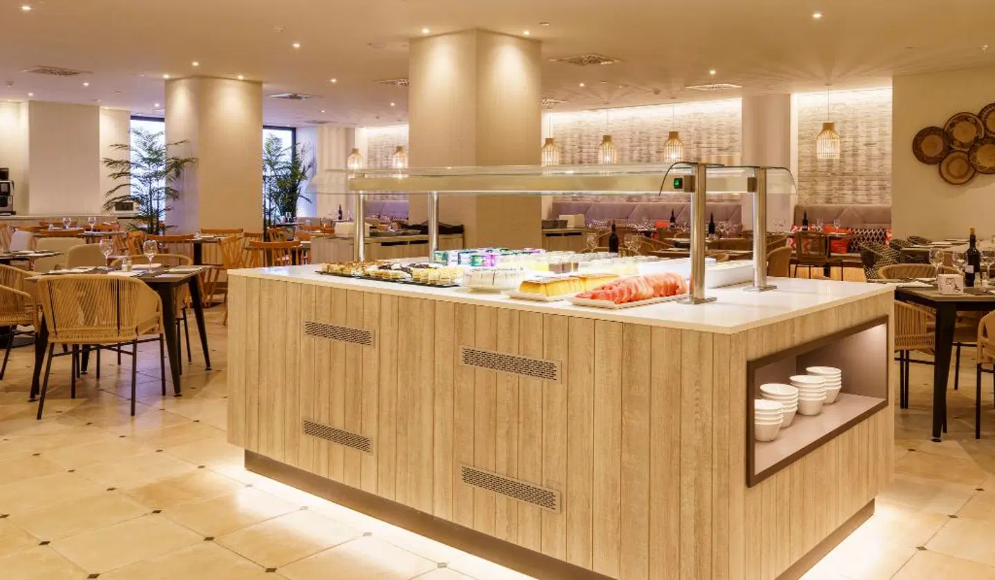 Hotel ILUNION Fuengirola Restaurant