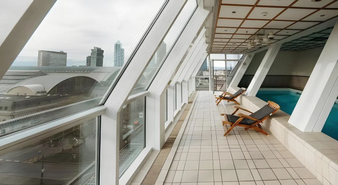 Savoy Hotel Frankfurt Terrasse