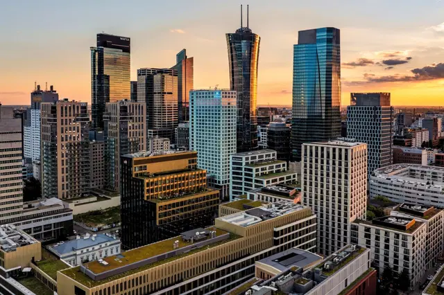Hilton Warsaw Hotel Terrasse