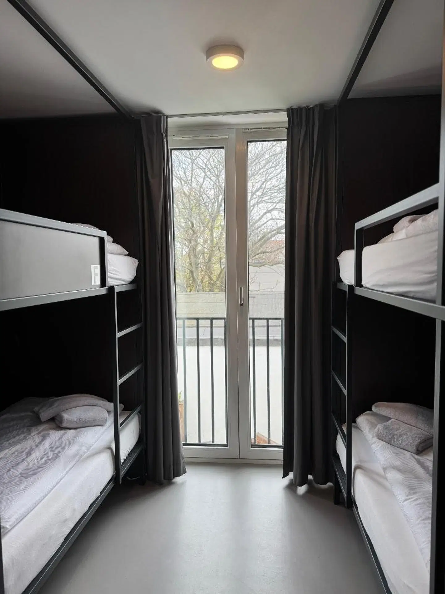 Nena Hostel Berlin Badezimmer