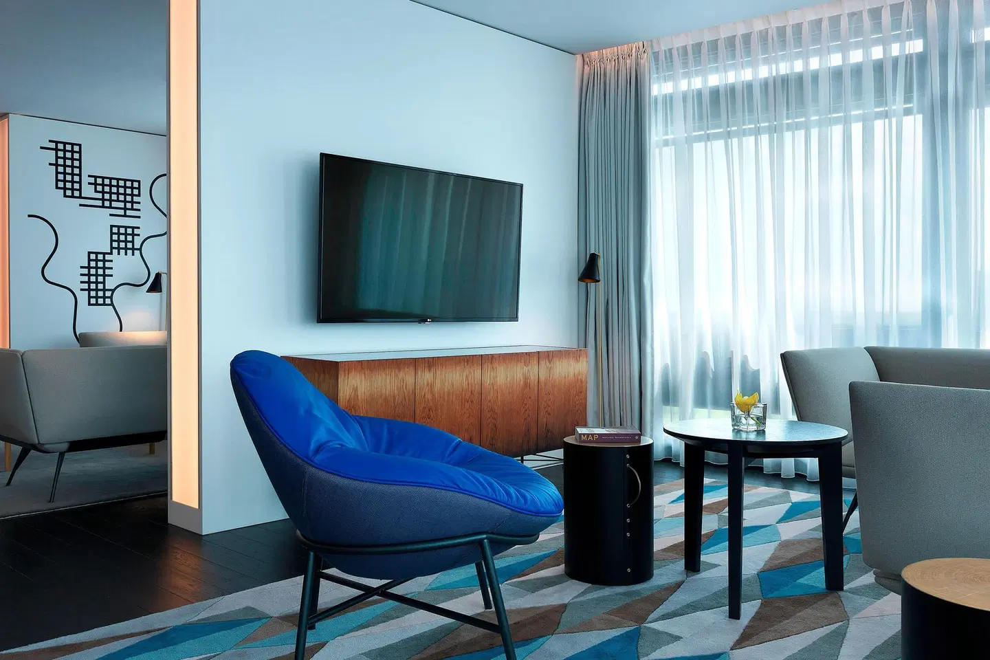 Renaissance Warsaw Airport Hotel ROOM_EXAMPLE