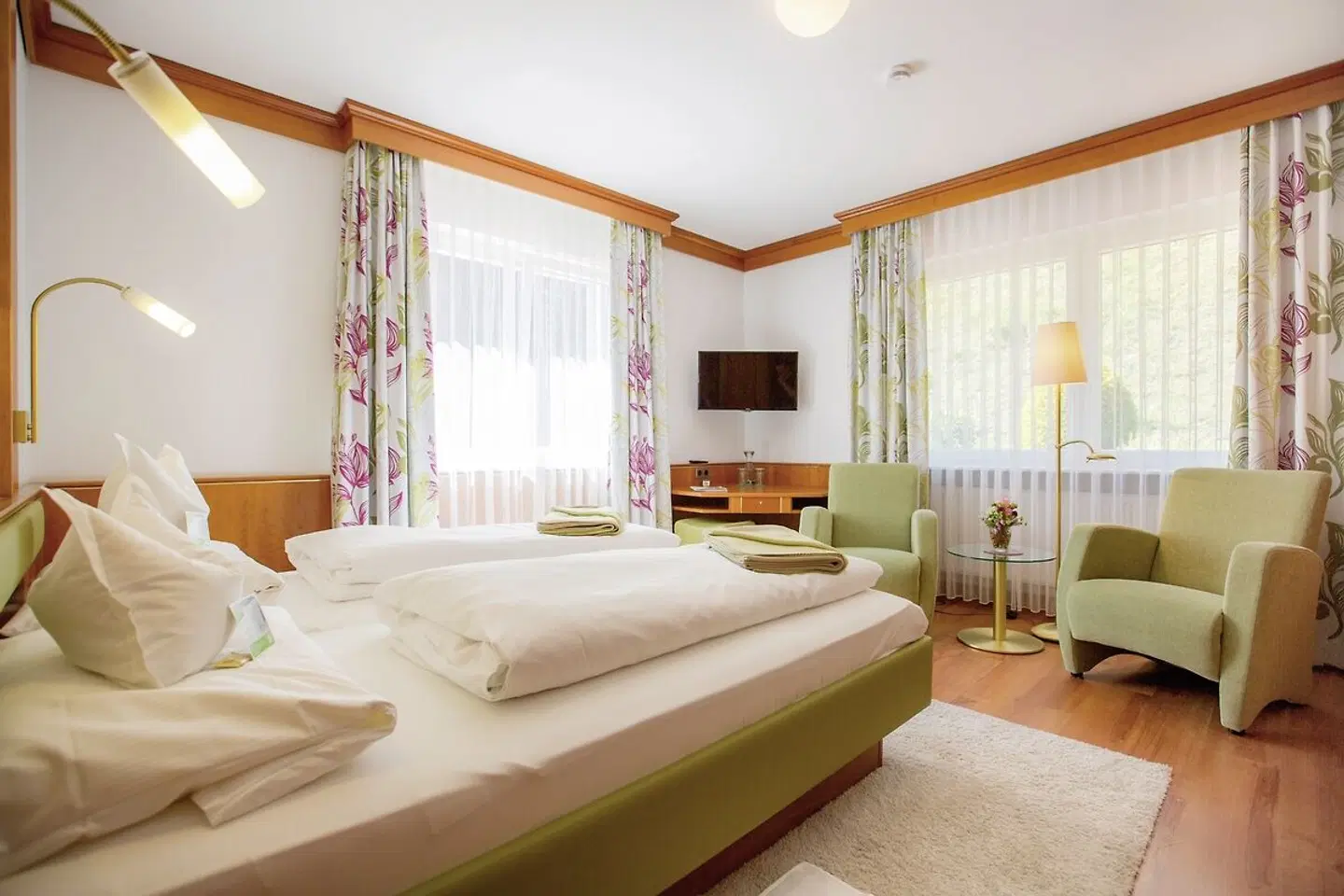 Häfner's Flair Hotel Adlerbad ROOM_EXAMPLE