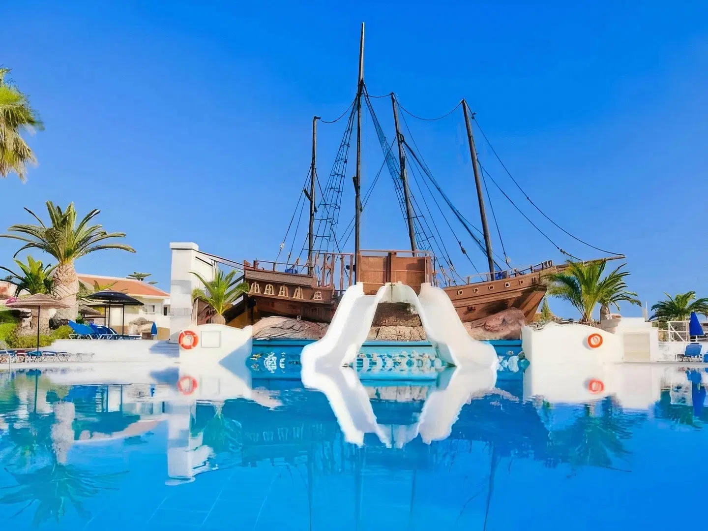 Kipriotis Village Resort OUTDOOR_POOL