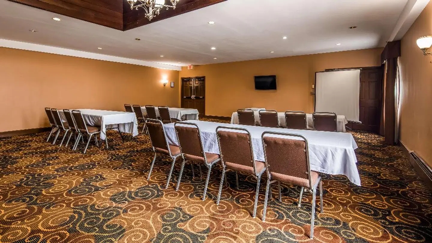 Best Western Plus The Inn & Suites at the Falls Konferenz