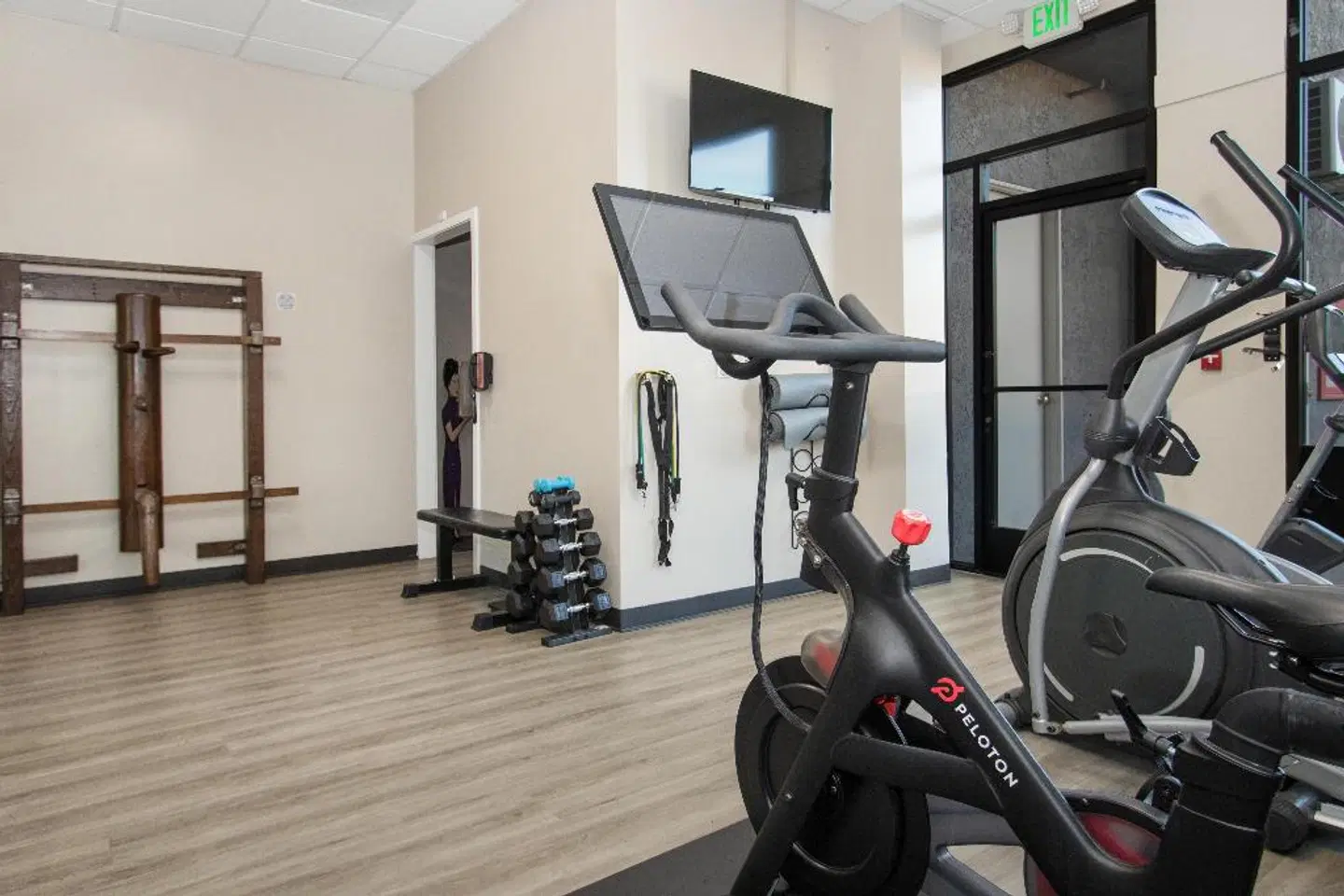 Aiden Los Angeles Downtown Dragon Gate Inn SPORTS_AND_LEISURE