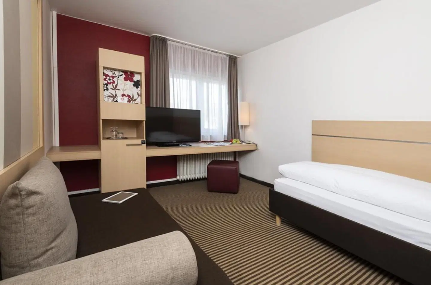 Westerfeld ROOM_EXAMPLE