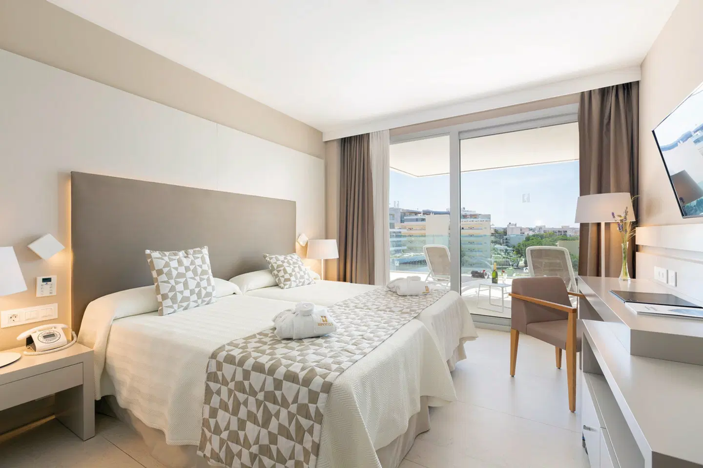 Hipotels Gran Playa de Palma ROOM_EXAMPLE
