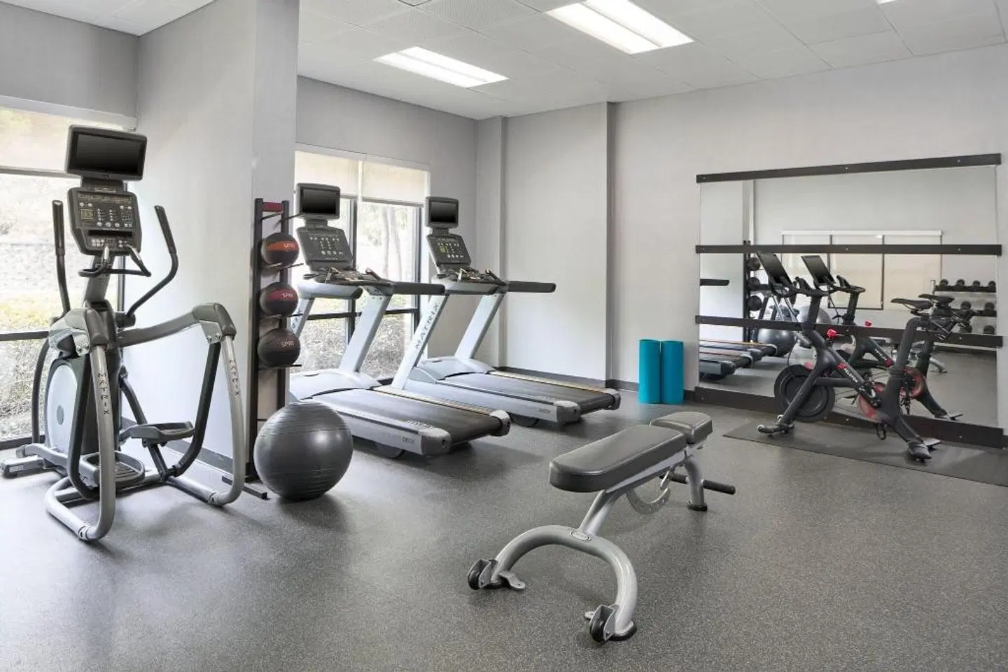Courtyard by Marriott Atlanta NE/Duluth Sugarloaf SPORTS_AND_LEISURE