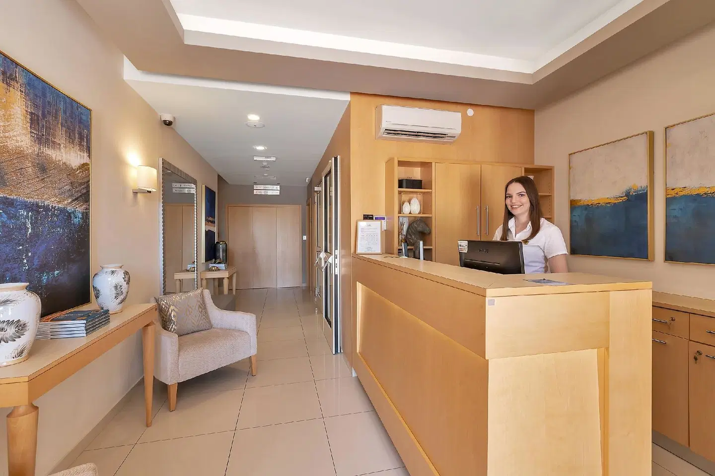 Aparthotel Flora LOUNGE_LOBBY