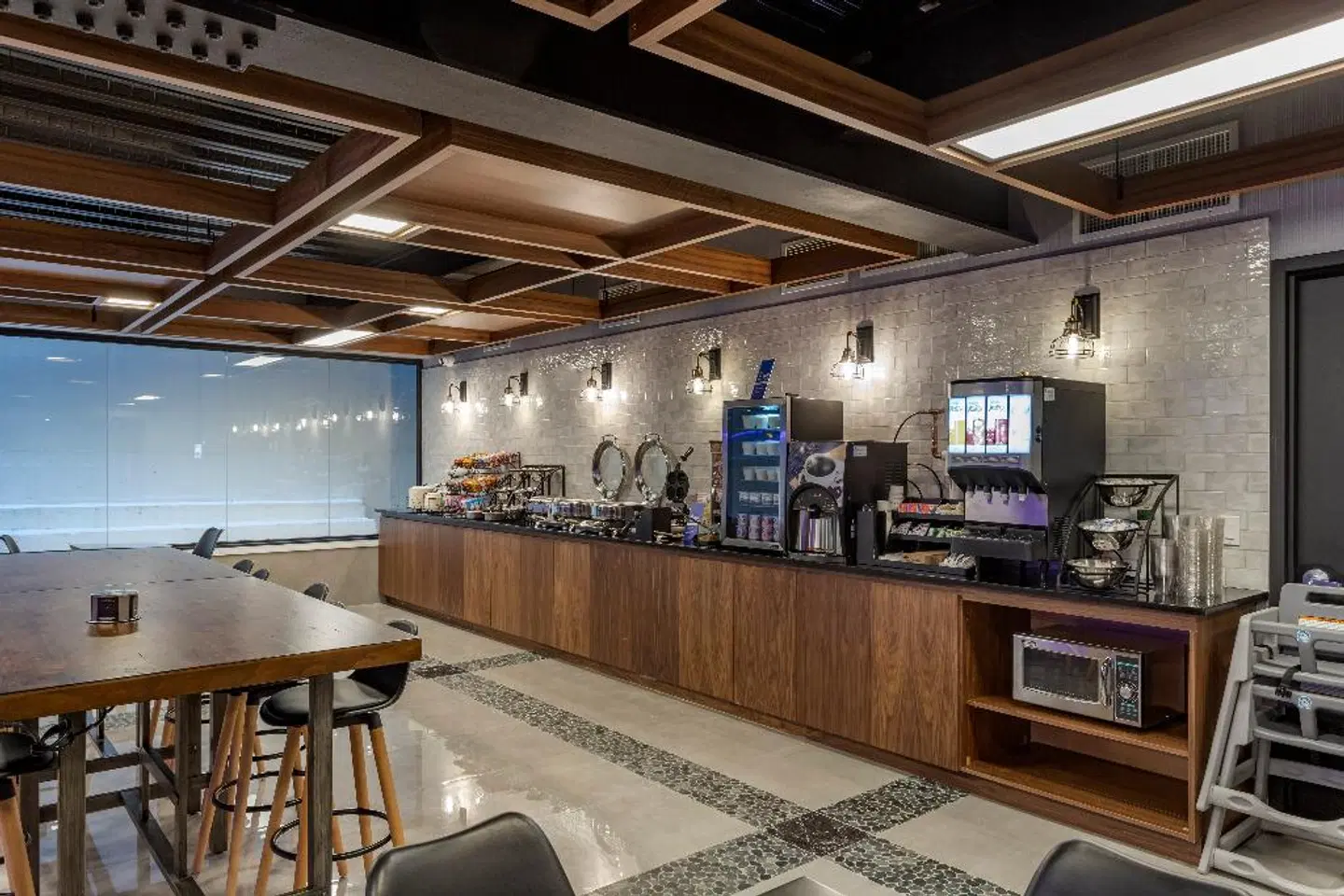 Best Western Plus Soho Hotel Bar