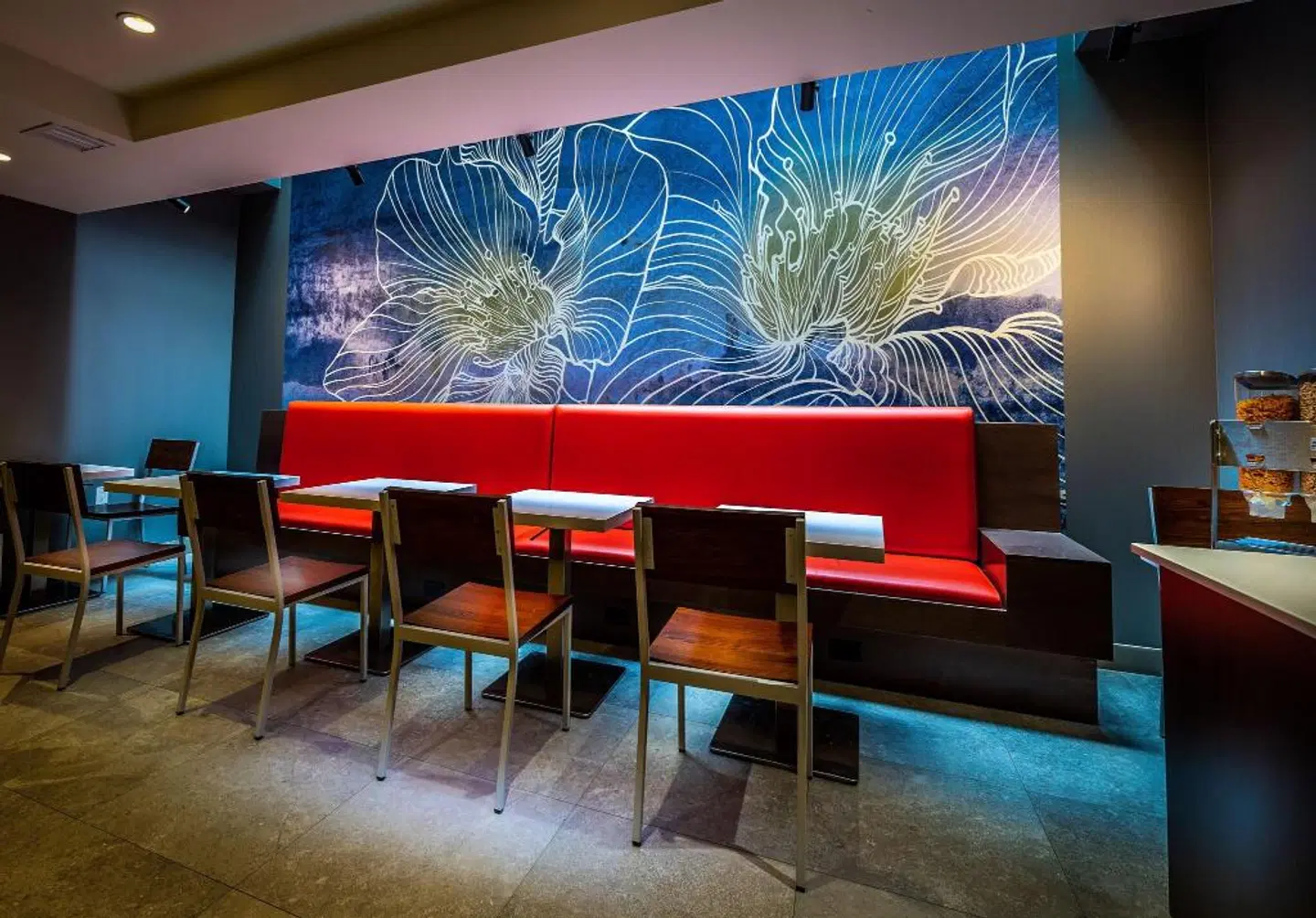 La Quinta Inn & Suites by Wyndham Manhattan Midtown Bar