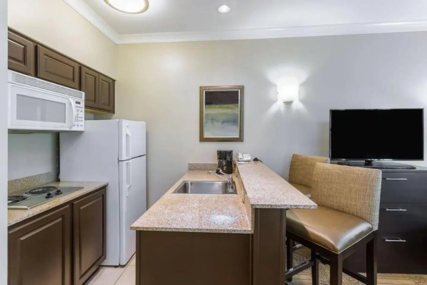 Staybridge Suites Savannah Historic District by IHG ROOM_EXAMPLE