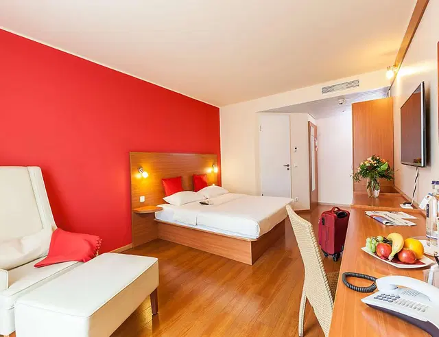 Premier Inn Frankfurt City Europaviertel ROOM_EXAMPLE