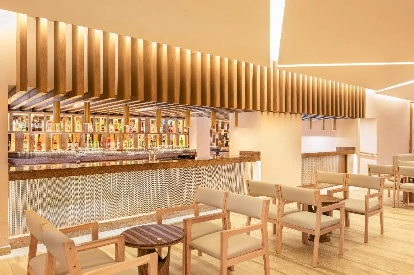 Royal Solaris Cancun Bar